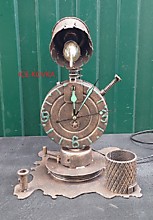 Антуражные часы с подсветкой "скорпион с рубашкой"7.000р