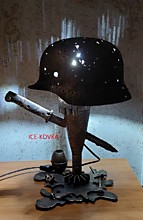 Антуражный светильник с не съемным штыком и яйцом 13.000р